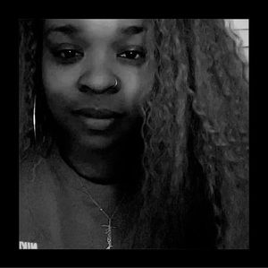 Meet your Posher, Tierra